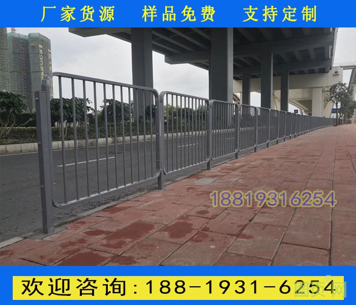 市政護(hù)欄13