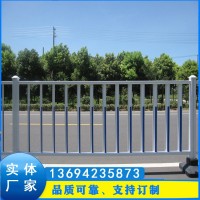機非隔離護欄廠家 惠州道路單向分離護欄 公路欄桿